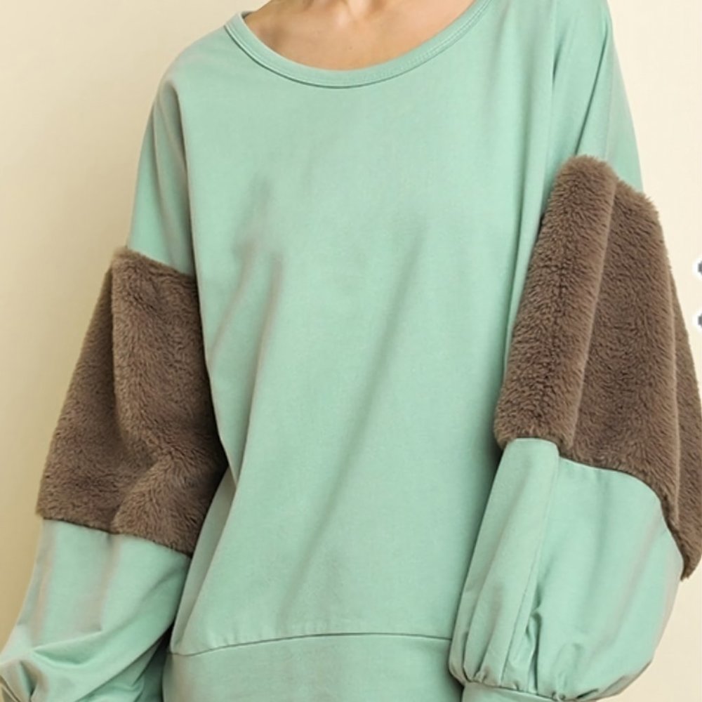 Faux Fur Sleeve Top